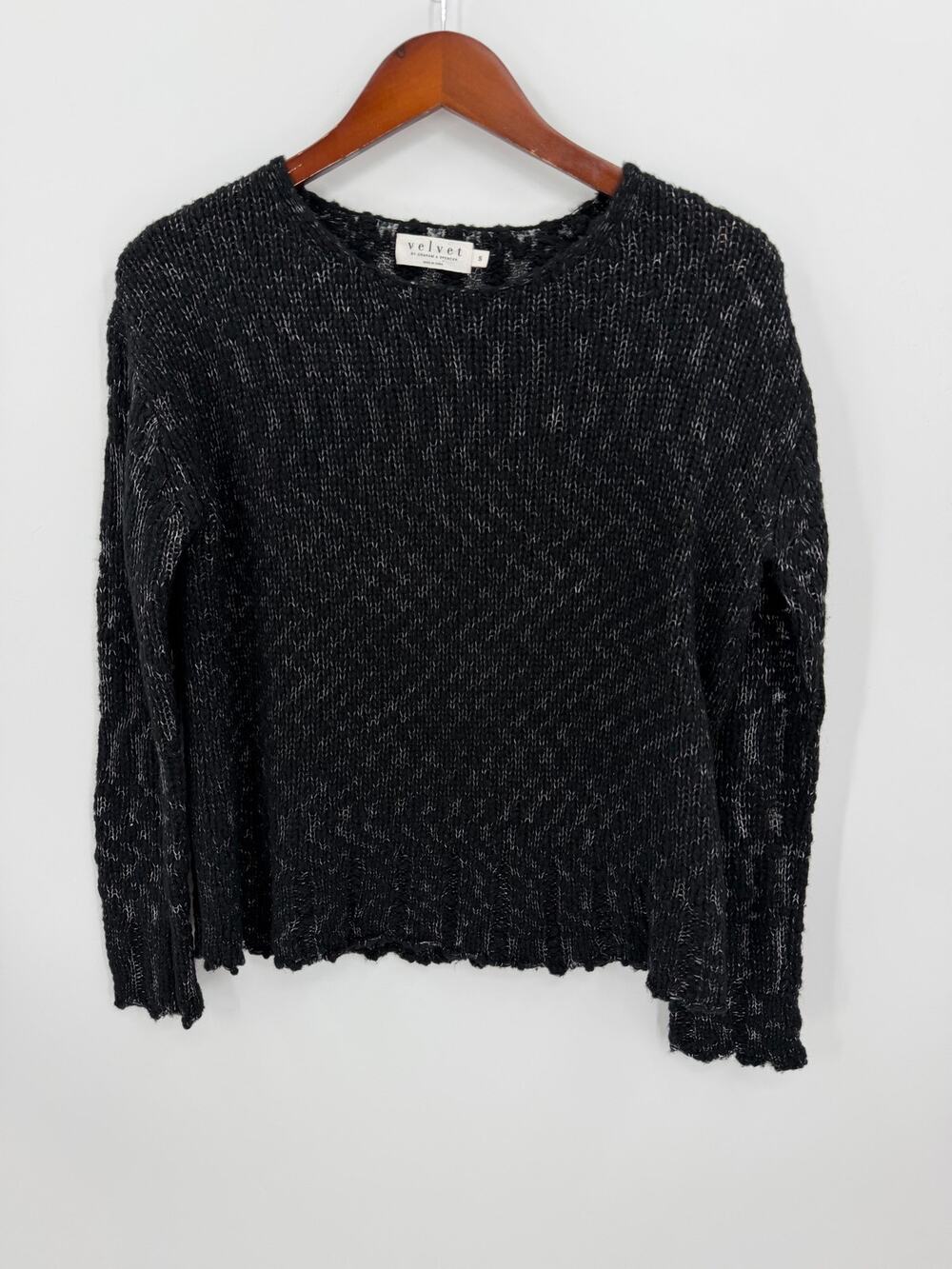 Velvet By Graham & Spencer Black Metallic Silver Knit Sweater Scallop Hem Small